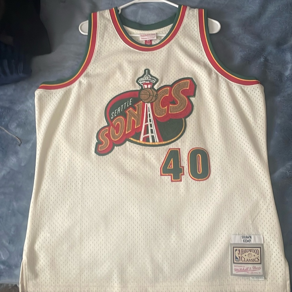 Seattle Sonics jersey(Lids exclusive)